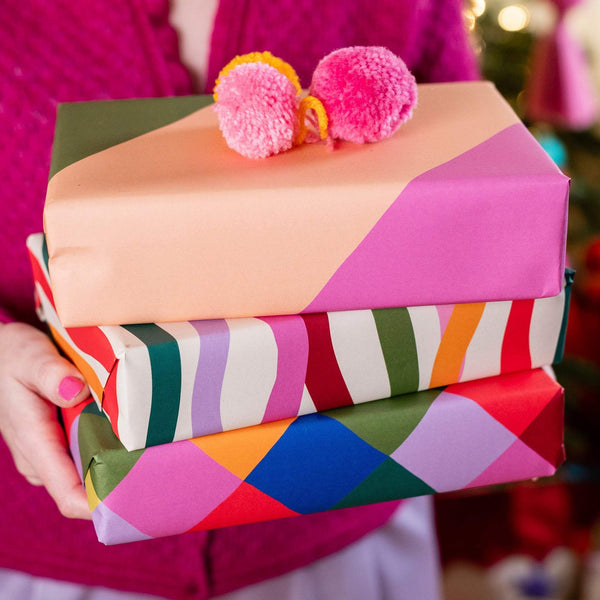 Christmas Wavy Stripe Wrapping Paper